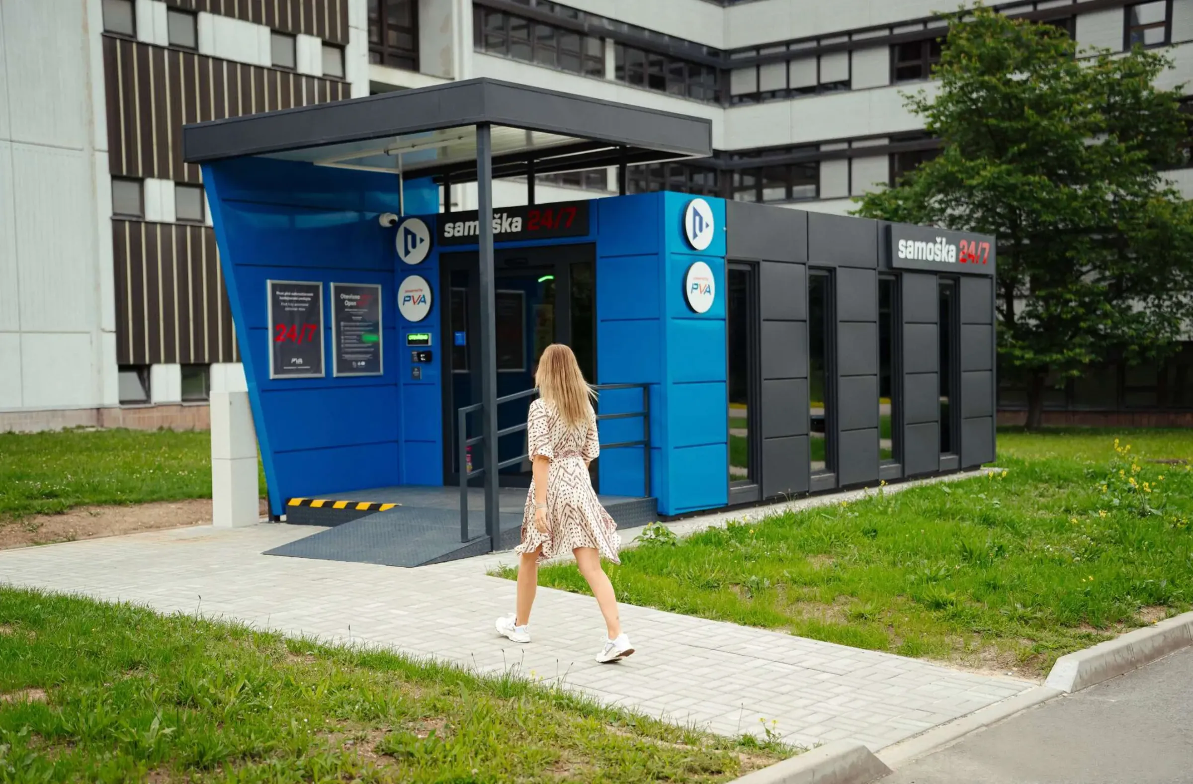 Kontejnerová prodejna - reálná implementace P.V.A. Systems